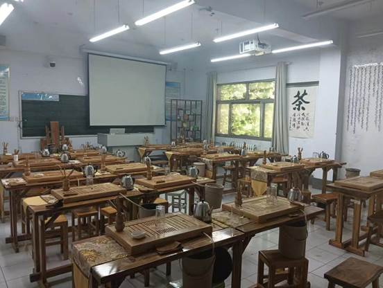 216d480b3e2c1ca18b4b9ab1fcf7f73